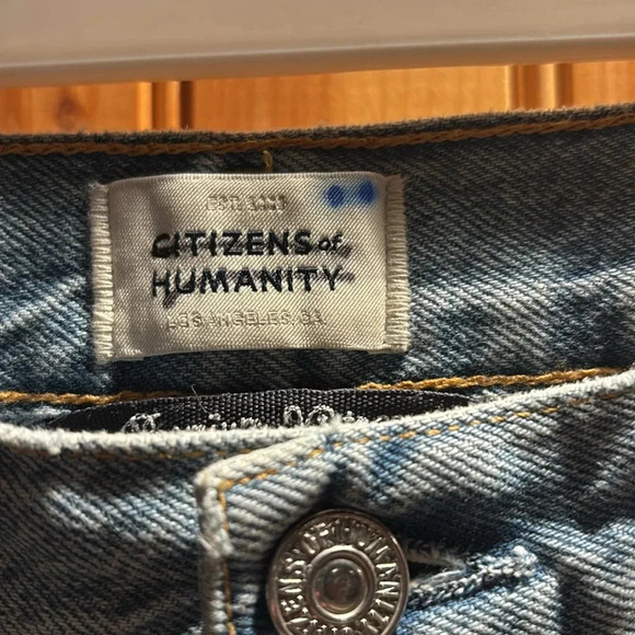 CITIZENS OF HUMANITY marlee distressed jeans - Picture 2 of 9